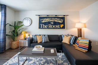 Building Photo - 1051 Southern Dr