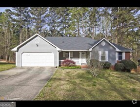 Building Photo - 207 Hillandale Dr