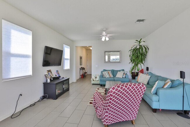 Building Photo - 10546 Medford Lakes Dr