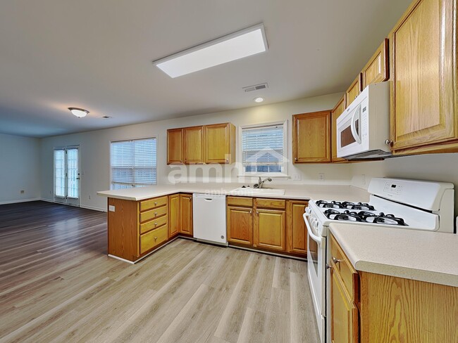 Building Photo - 159 Sailway Rd