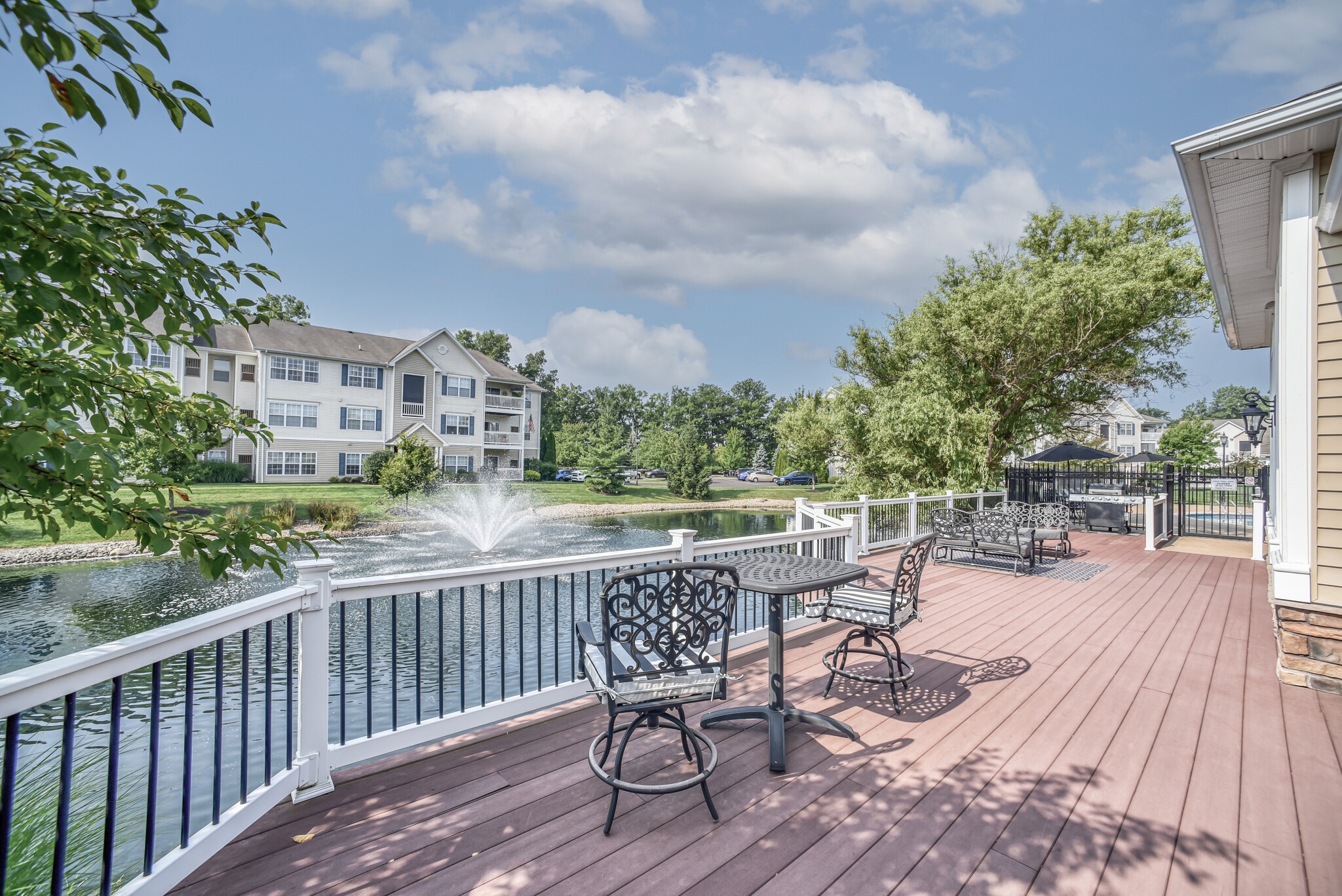 Stone Ridge Apartments – photo 2