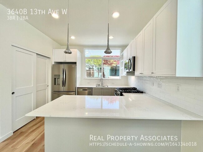 Foto del edificio - 3640B 13th Ave W-