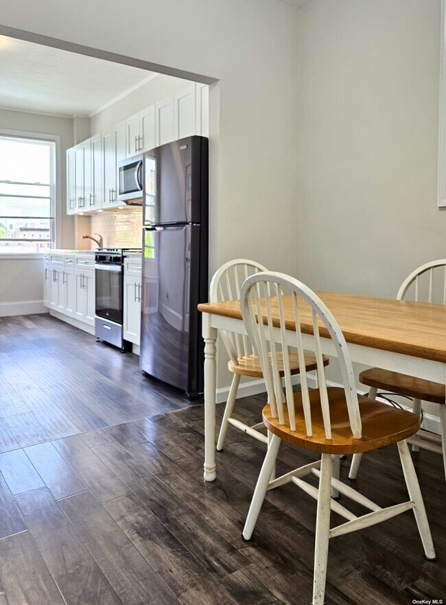 Foto del edificio - 35-49-49 Vernon Blvd