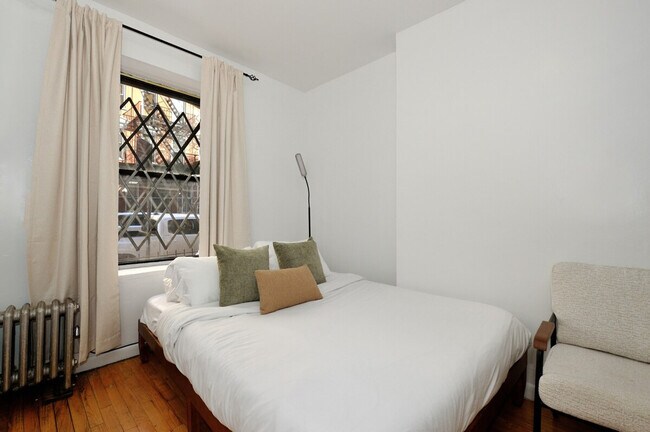 Foto del edificio - 419 W 54th St