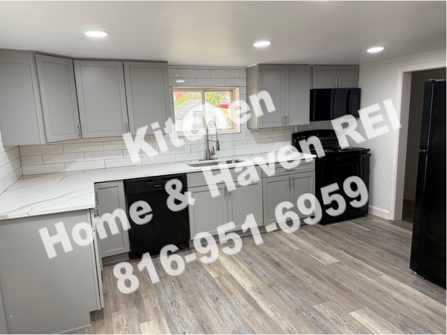 Building Photo - 10503 E Scarritt Ave