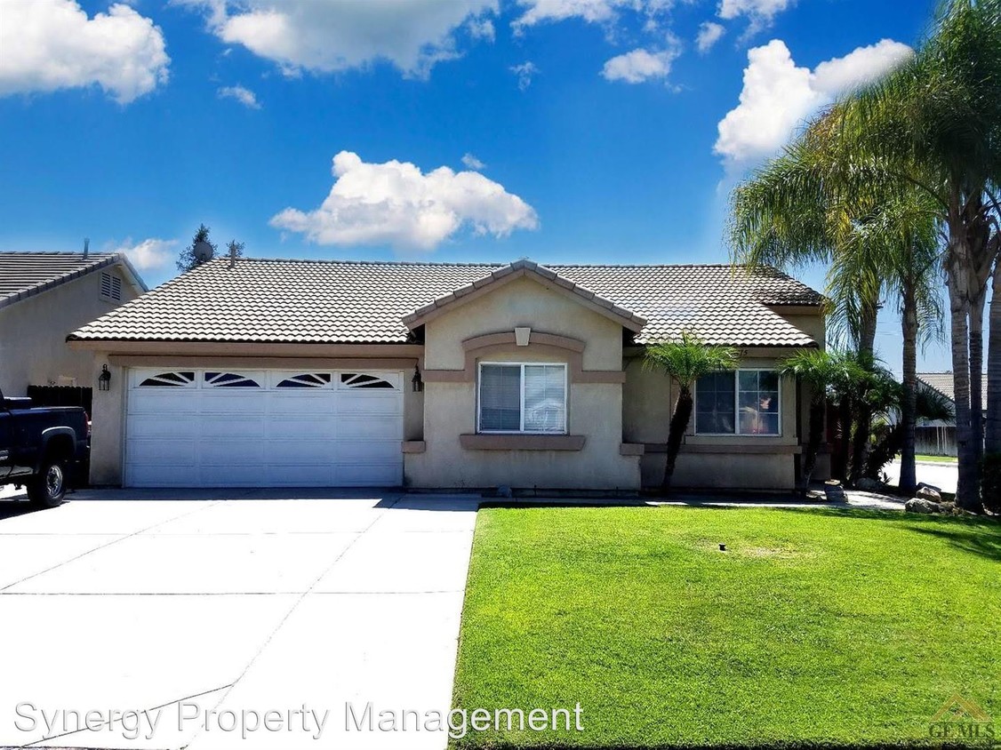 Foto principal - 3 br, 2 bath House - 6915 Firebaugh St