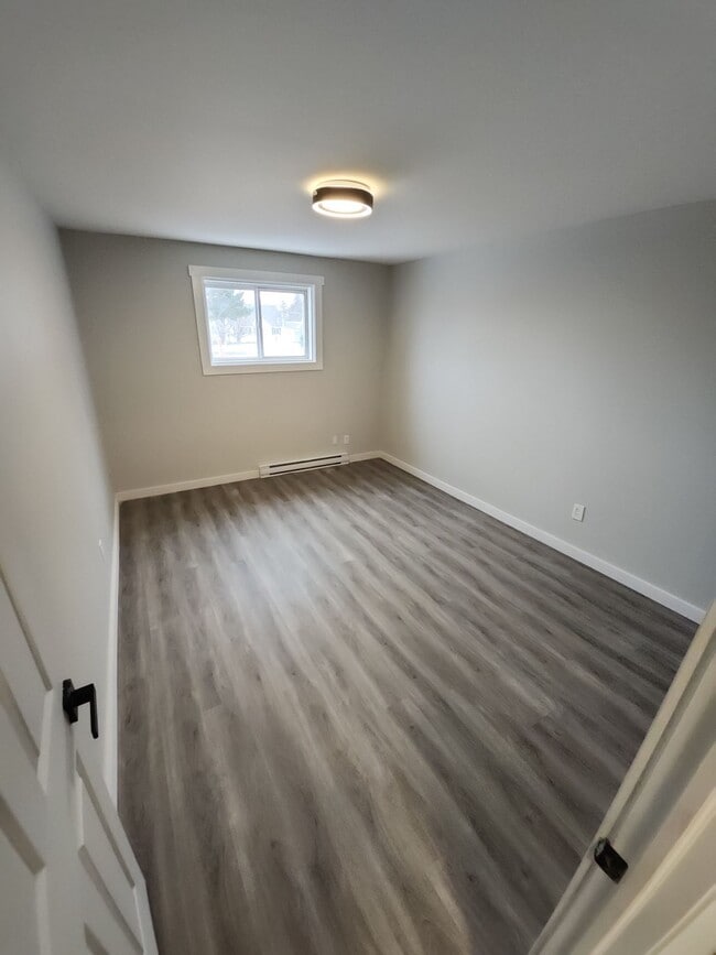 Photo du bâtiment - 30 Parkwood Dr