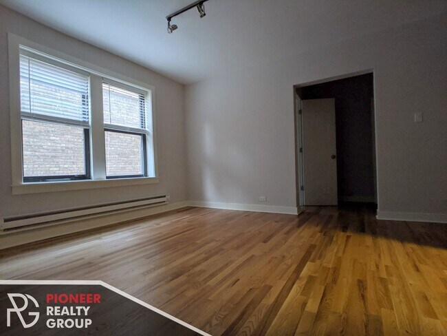 Building Photo - 2420 N Kedzie Ave