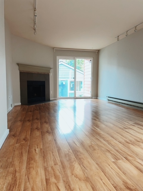 Primary Photo - 12601 SE 41st Pl