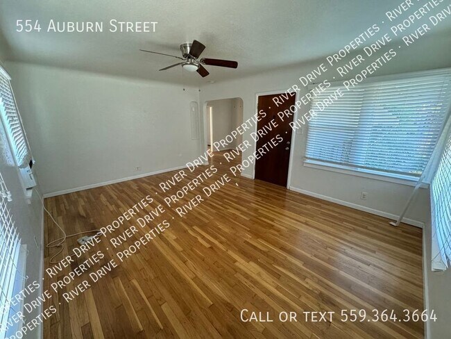 Foto del edificio - PRICE DROP- Spacious Vintage Beauty in Tulare
