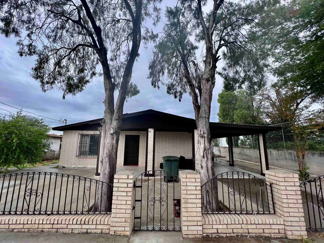 110 N Malinche Ave, Laredo, TX 78043 House Rental in Laredo, TX