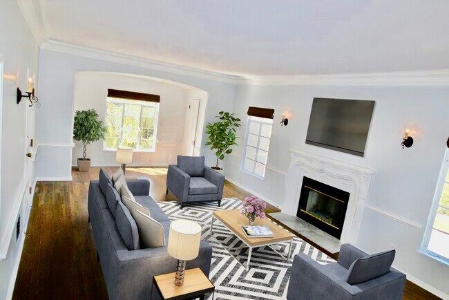 Livingroom virtually staged - 354 S Roxbury Dr