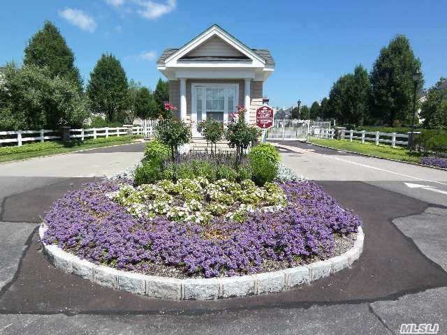Building Photo - 29 Chelsea Dr