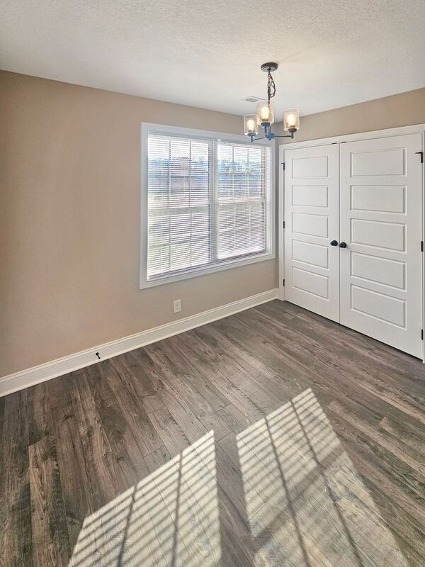 Building Photo - 166 Ardell Dr