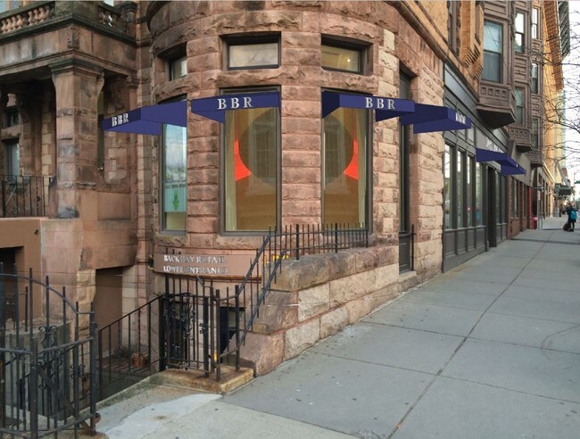 Building Photo - 362 Commonwealth Ave