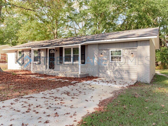 NOW OFFERING HALF OFF THE FIRST FULL MONTH... House Rental in Thomson