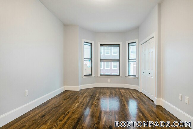 Foto del edificio - 344 Saratoga St