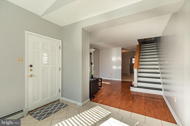 Building Photo - 32 N Pennock Ave