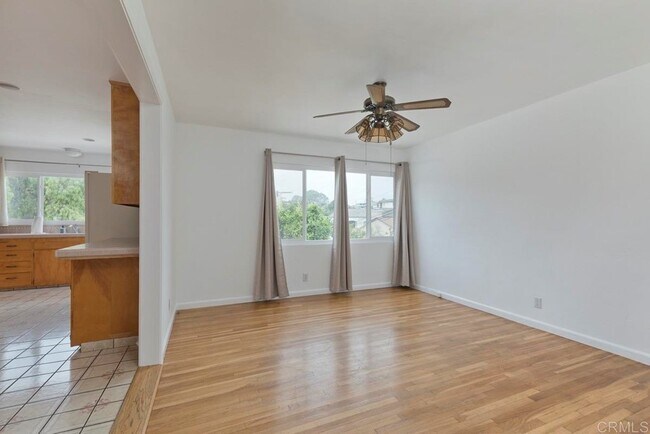 Foto del edificio - 3066 Dove St