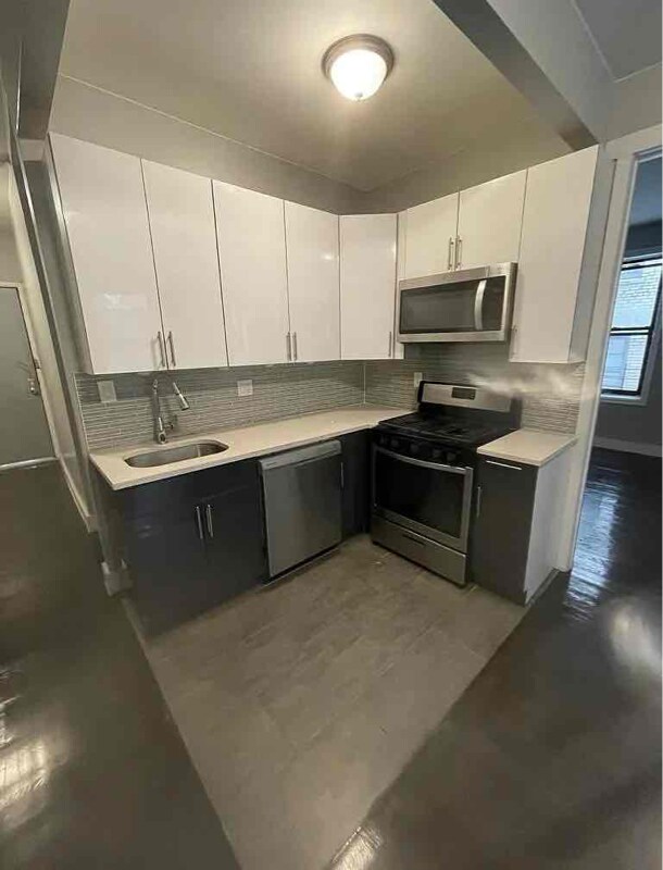 Foto del edificio - 55 W Mosholu Pkwy N