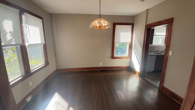 Foto del edificio - 2629 Lysle Ln