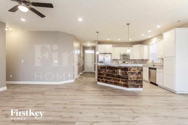 Foto del edificio - 13360 N White Cloud Ct