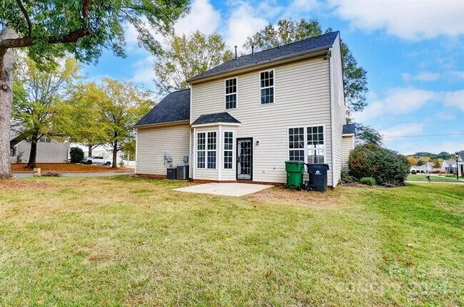 Building Photo - 9839 Brawley Ln