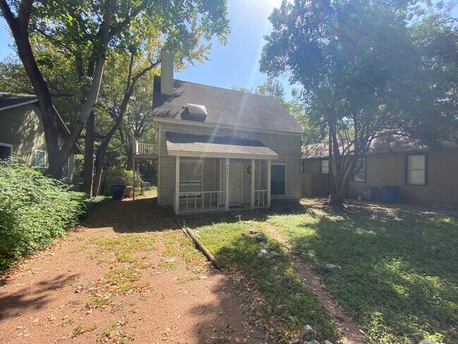 Building Photo - August Prelease- 4521 Ave C
