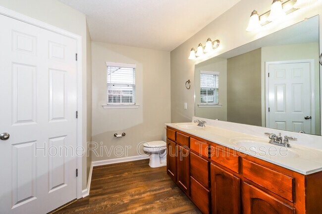 Building Photo - 11618 Milton Meadows Dr