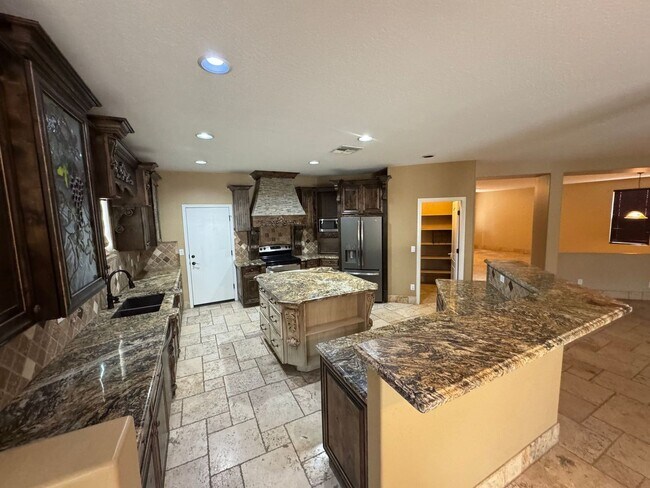 Foto del edificio - Beautiful 4 Bedroom - 2.5 Bath with Lots of Bonuses - Gilbert