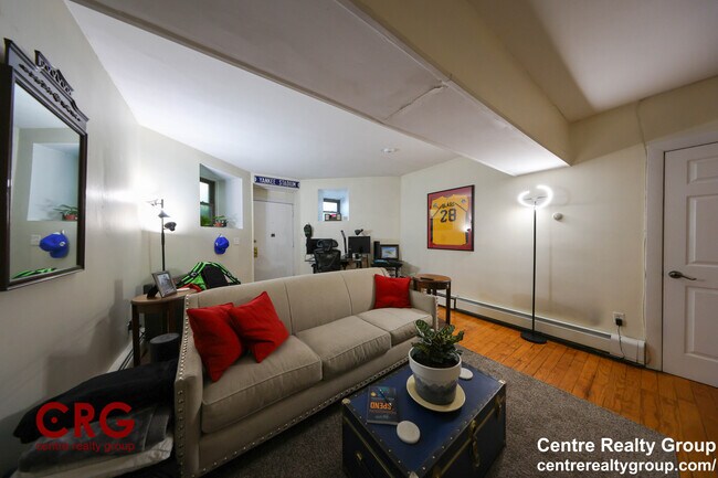 Foto del edificio - 1728 Beacon St