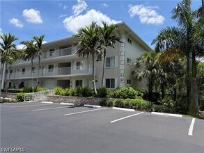 Building Photo - 3002 Sandpiper Bay Cir