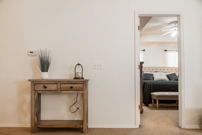 Building Photo - 4357 Beacon Ct