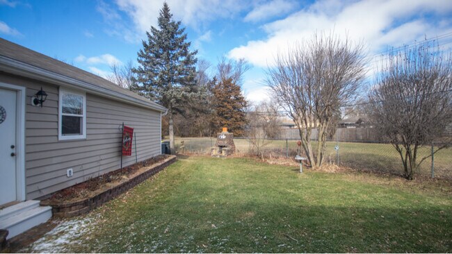 Foto del edificio - 1402-1402 Summit Ave