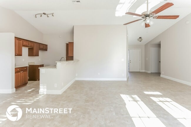 Foto del edificio - 1332 Waterway Cove Dr