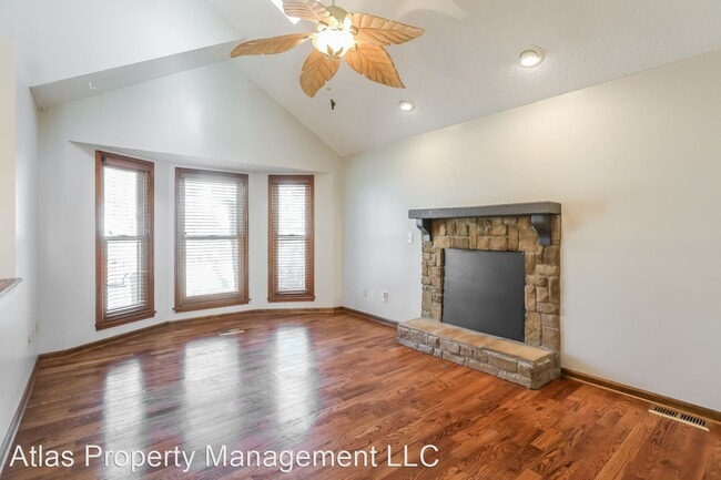 Building Photo - 3 br, 2 bath House - 8713 NW 83rd Ter