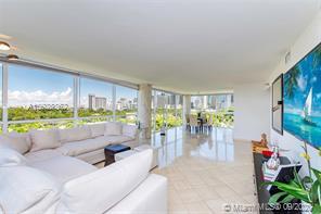 Primary Photo - 2025 Brickell Ave