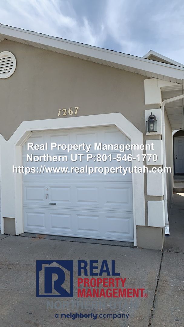 Building Photo - Cozy 2 Bedroom South Ogden Townhome Coming Soon