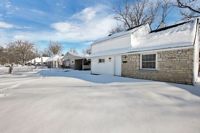 Foto del edificio - Spacious 4-Bedroom Home at an Exceptional Value – $1,899/month