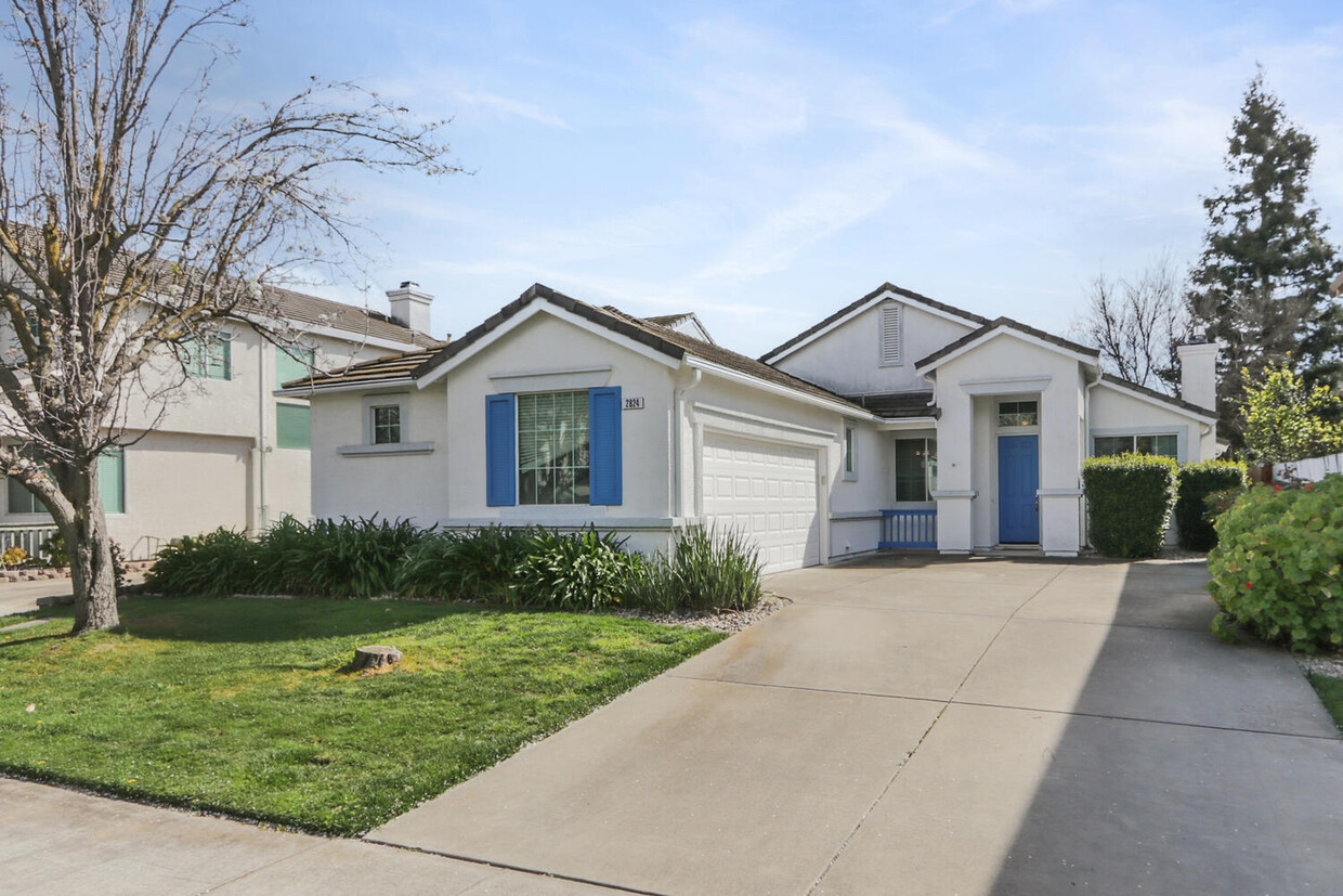 Primary Photo - 2824 Atterbury Way