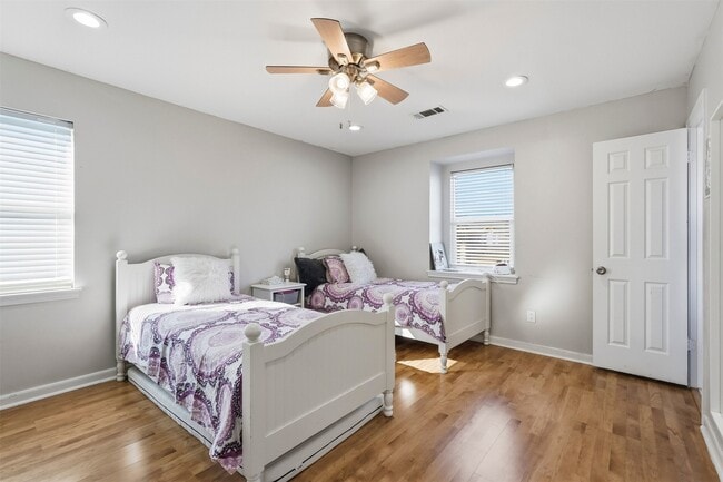 Foto del edificio - 7927 Wolfield Ln