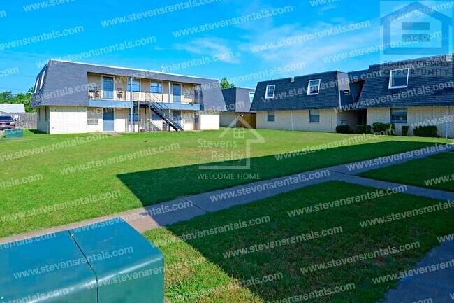 Foto del edificio - 2110 NW Lindy Ave