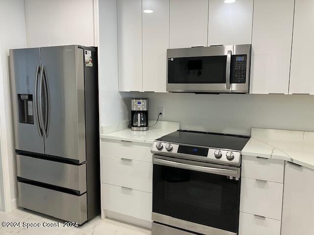 Foto del edificio - 3799 S Banana River Blvd
