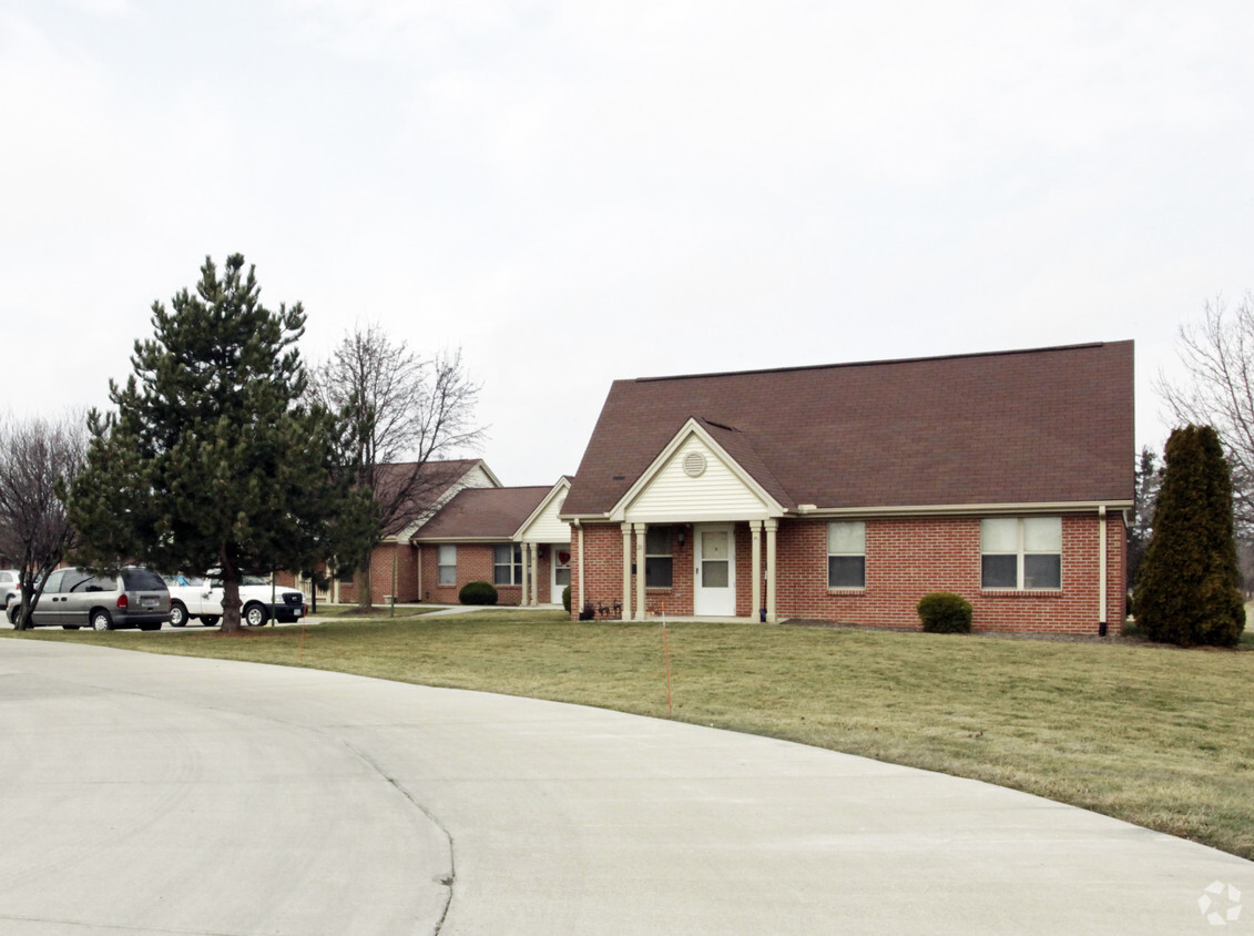 Primary Photo - Bethesda View Apartments