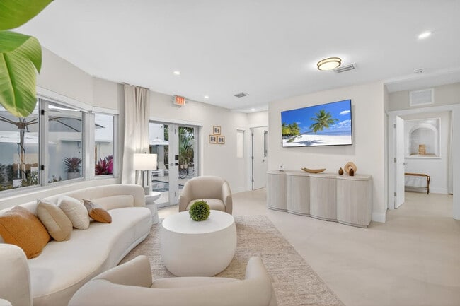 Foto del edificio - 8111 Harding Ave