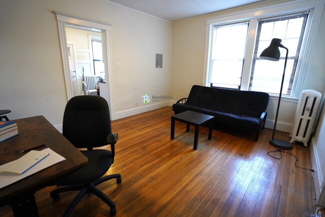 Building Photo - 294 Harvard St