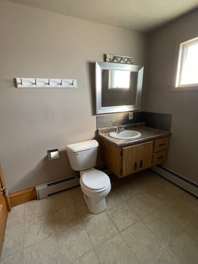 Foto del edificio - 13 E Melvin Ave