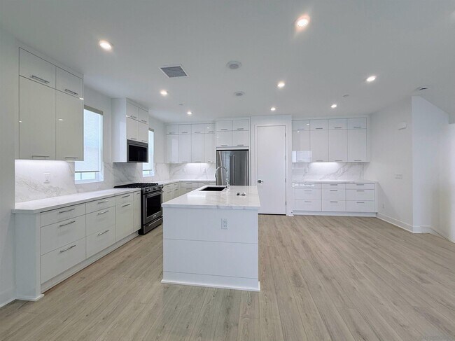 Foto del edificio - 2630 Everly Dr