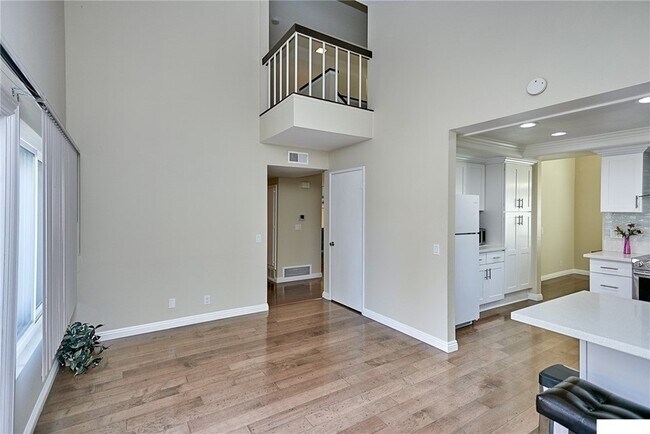 Building Photo - 16503 Littleriver Ln