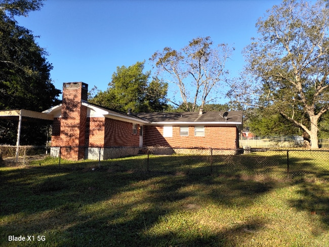 Building Photo - 1561 Repoll Rd